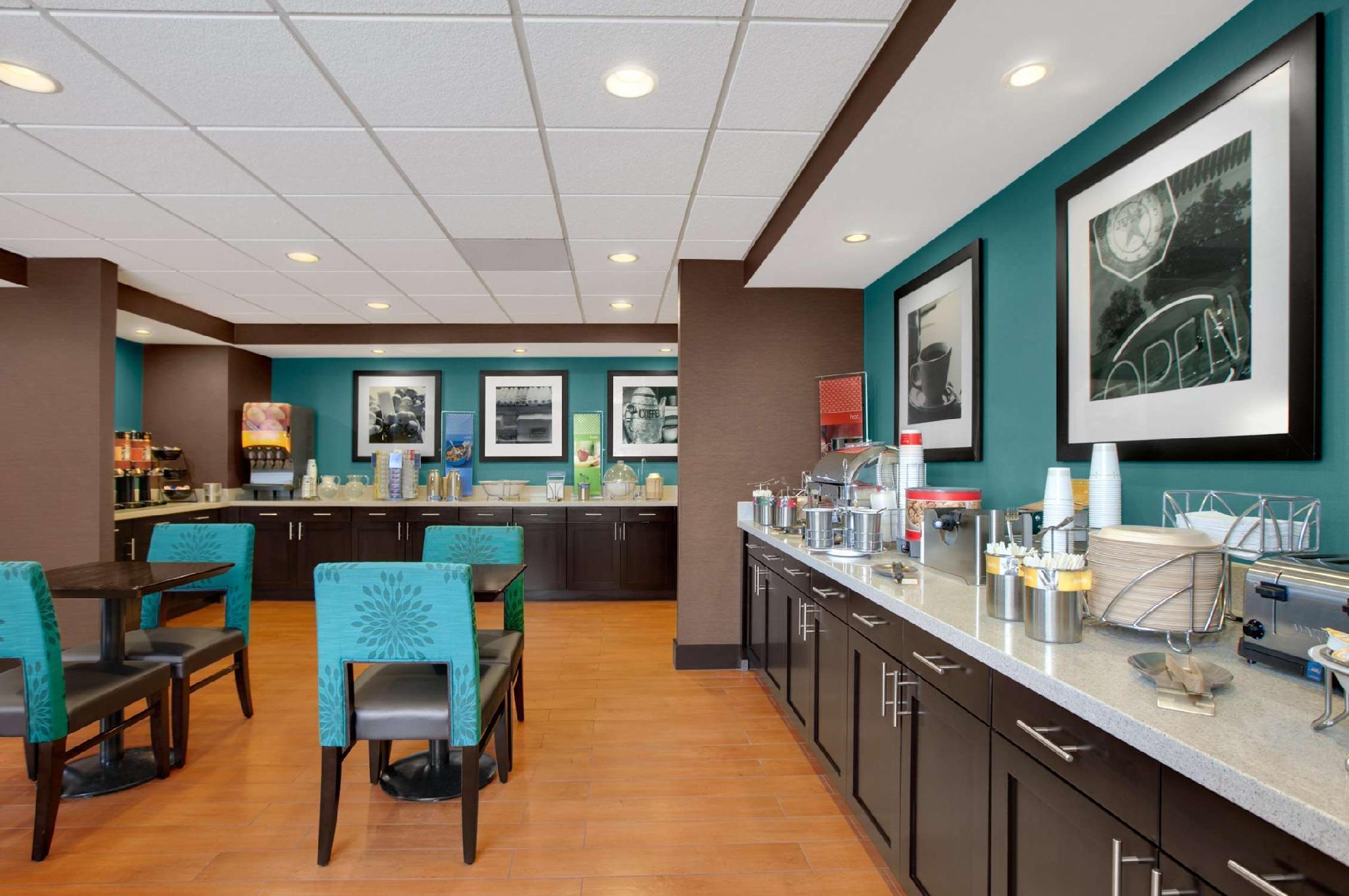 Hampton Inn Chicago-Midway Airport Bedford Park Екстериор снимка