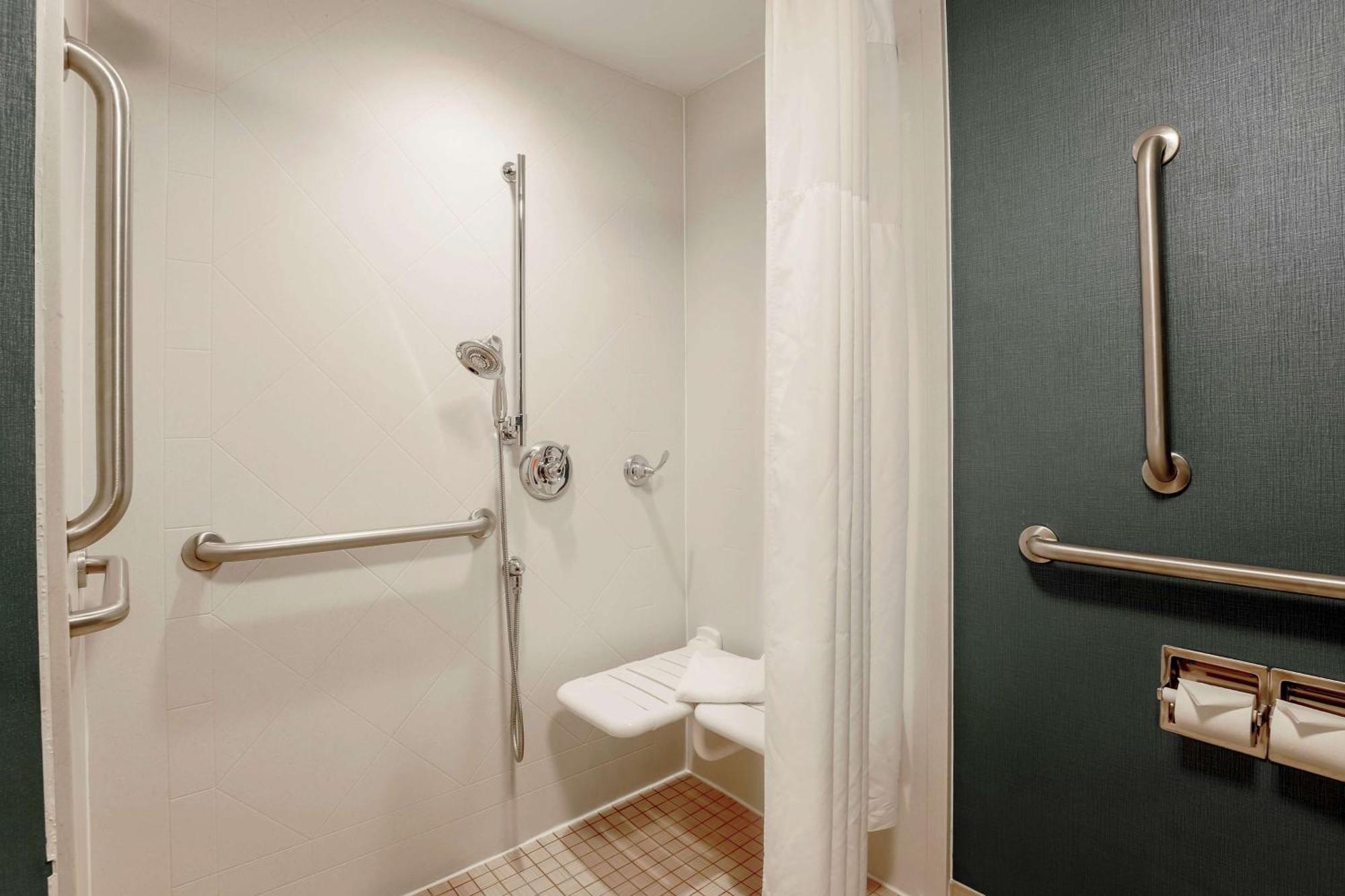 Hampton Inn Chicago-Midway Airport Bedford Park Екстериор снимка