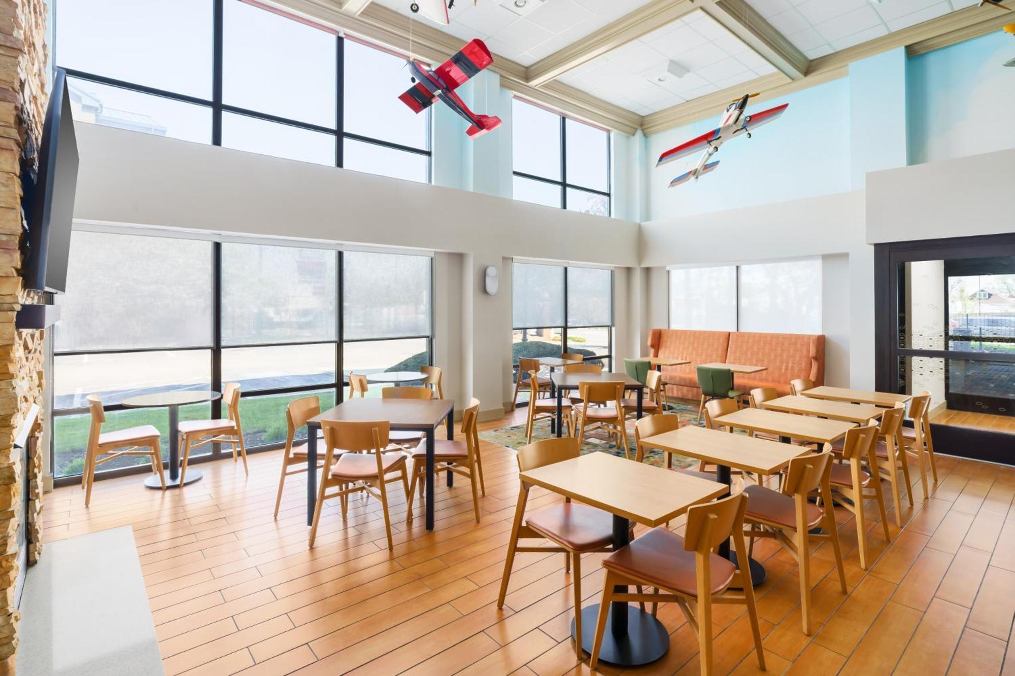 Hampton Inn Chicago-Midway Airport Bedford Park Екстериор снимка